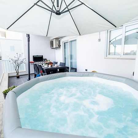 Sea Breeze, Spacious 2-Bedroom Lux Seaside Apartments San Pawl il-Baħar Kültér fotó
