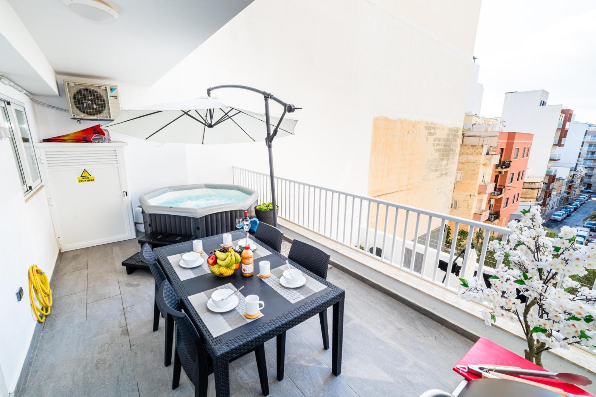 Sea Breeze, Spacious 2-Bedroom Lux Seaside Apartments San Pawl il-Baħar Kültér fotó