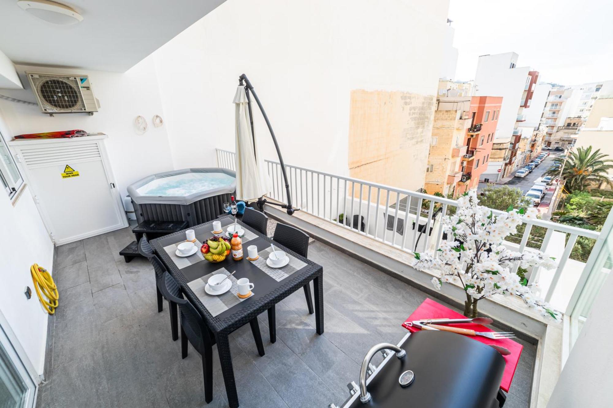 Sea Breeze, Spacious 2-Bedroom Lux Seaside Apartments San Pawl il-Baħar Kültér fotó